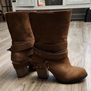 Brown Chunky Heel Wide Calf Belt Wrapped Round Toe Casual Suede Mid Calf Boots